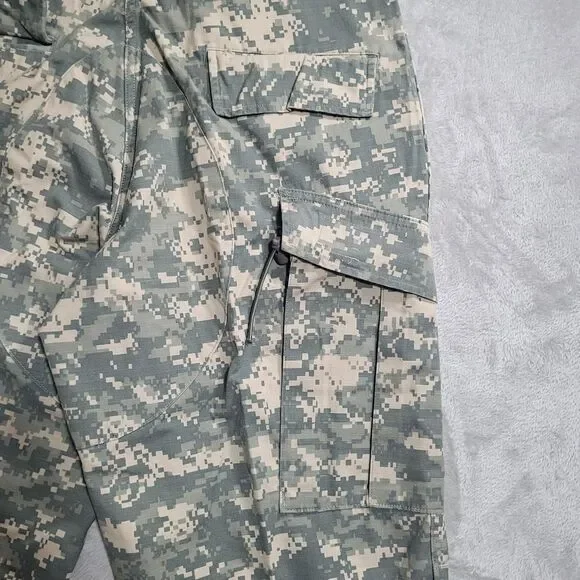 US Army ACU Cargo Pants Mens Medium Regular Green Camo Ripstop Made In USA - Picture 12 of 16